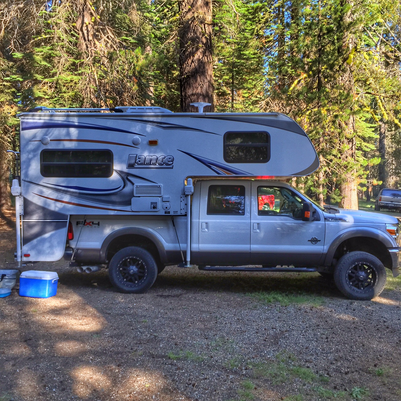 Ford F350 with Lance Camper and Air Spring Kit