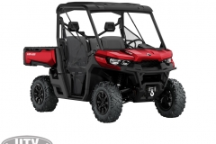 2019 Defender XT HD10 Intense Red_3-4 front